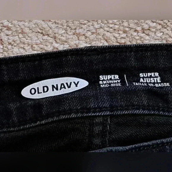 ❤️ Old Navy Super Skinny Jeans Black Denim Size 6 Stretch Mid Rise - Picture 6 of 9